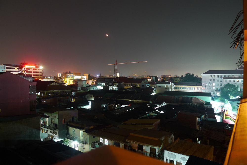 Me Mate Place Phnom Penh Exterior foto